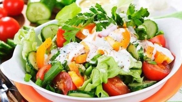 Salad trộn vừa ngon vừa mát giúp giải nhiệt mùa hè