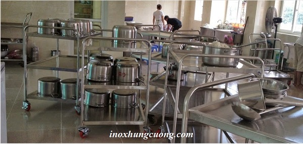 Inox Hùng Cường - Cơ sở uy tín chuyên cung cấp xe đẩy thức ăn