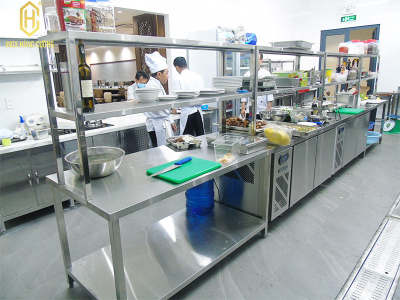 Nhà thầu bếp inox long an