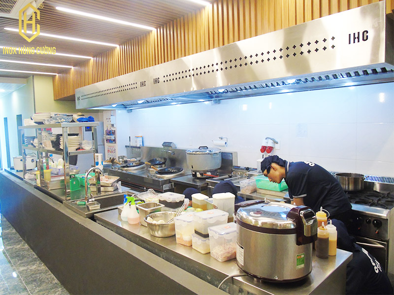 Bếp nhà hàng cho Ẩm Thực Nhật Bản Sasawa Sushi